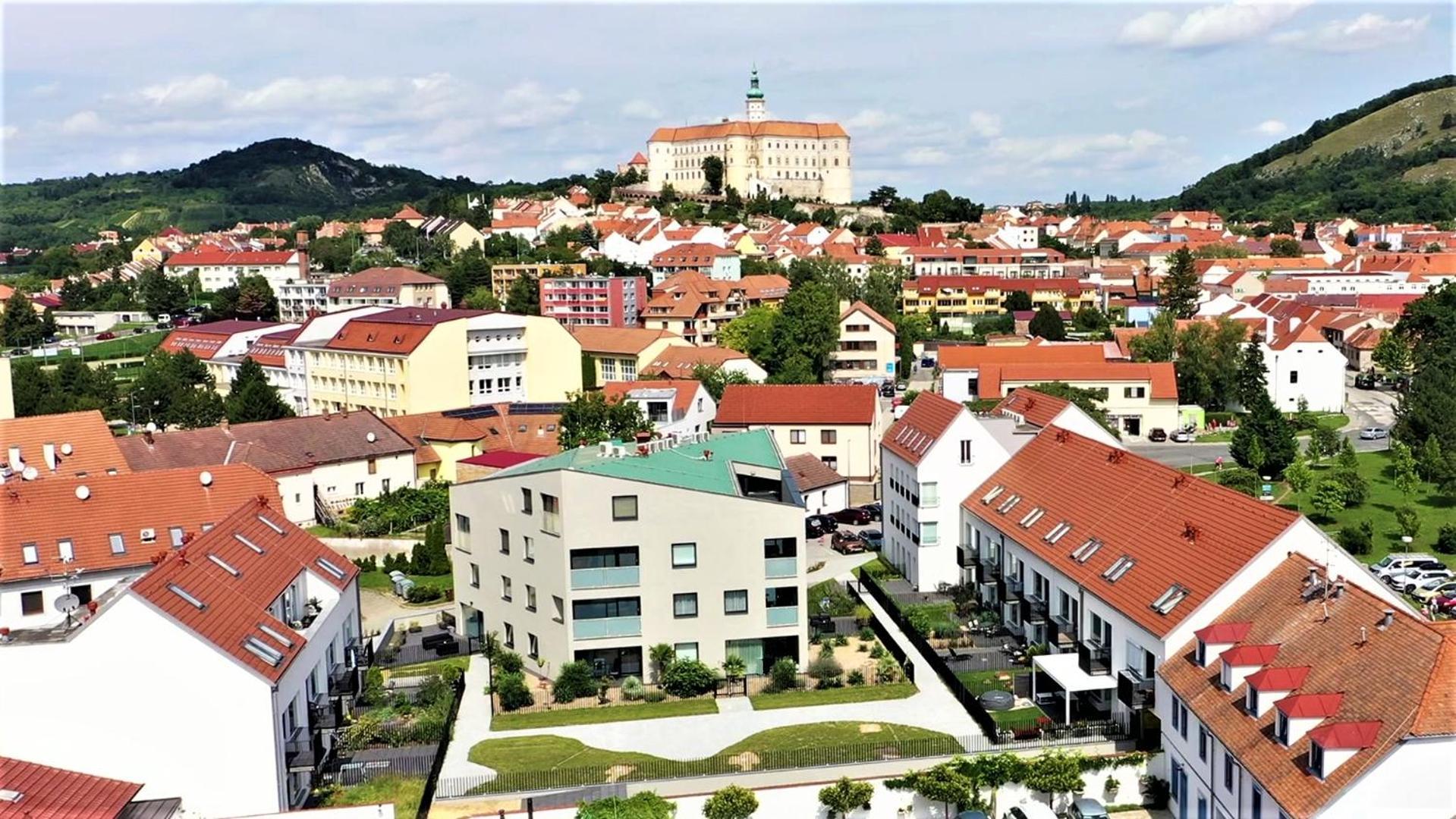 Palm Garden Apartment 1 Mikulov Exterior photo